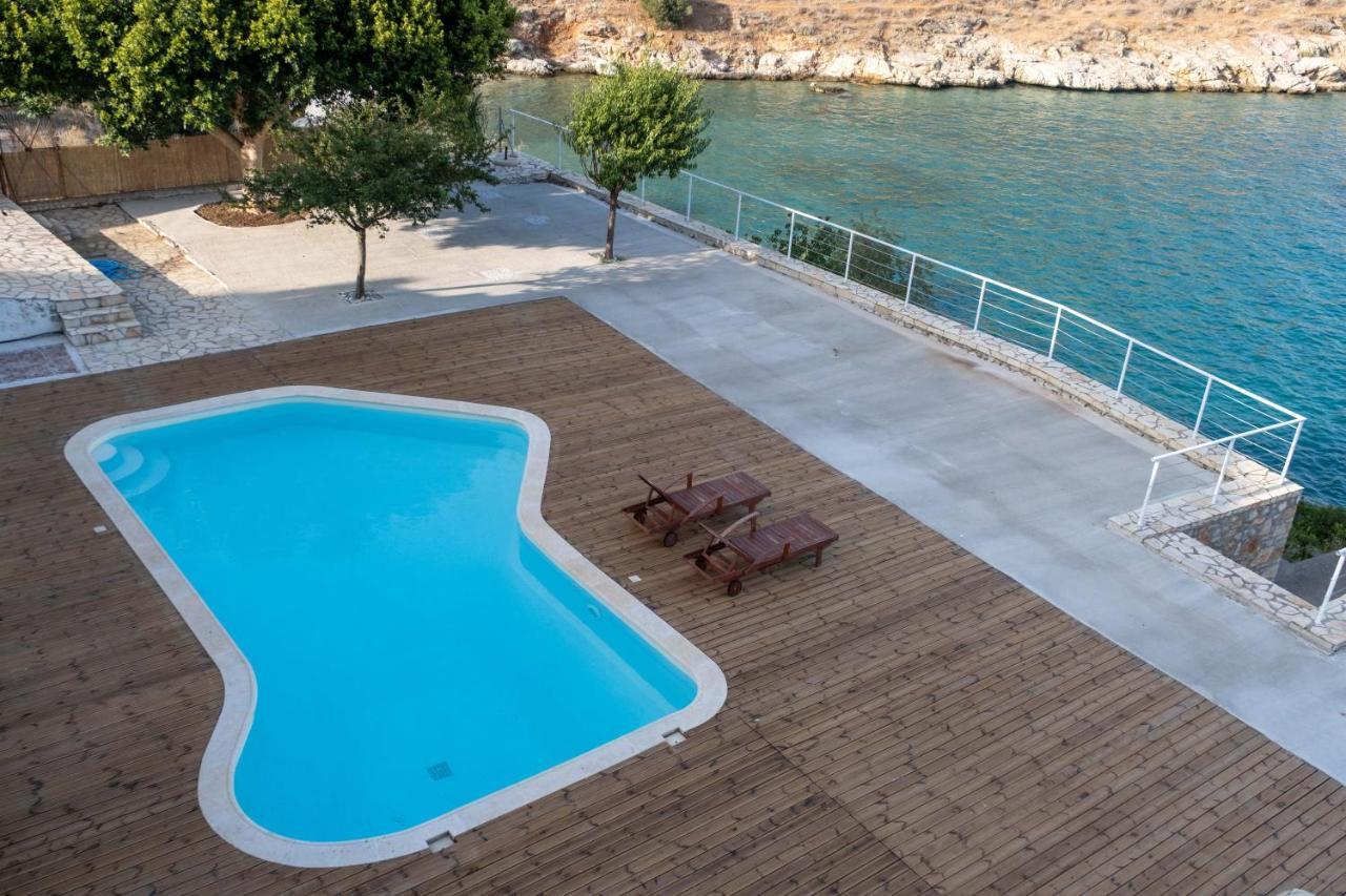 οι νυμφεσ του γαλαξιδιου Villa Galaxidi